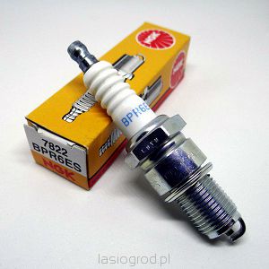 świeca NGK BPR6ES 4suw Honda  Loncin na klucz 21
