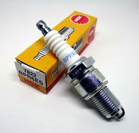 świeca NGK BPR6ES 4suw Honda  Loncin na klucz 21